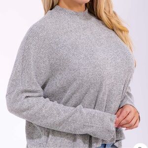 PLUS SIZE LONG SLEEVE MOCK NECK RIBBED TOP